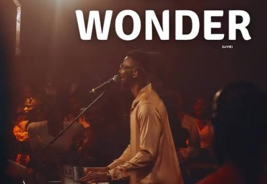 EmmaOMG – I Dey Wonder